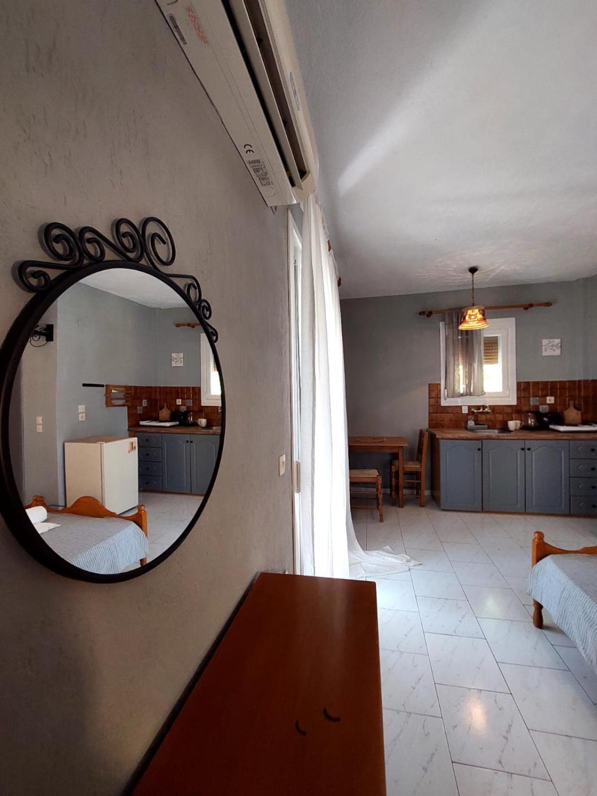 Georgia Apartments Στάφυλος Εξωτερικό φωτογραφία