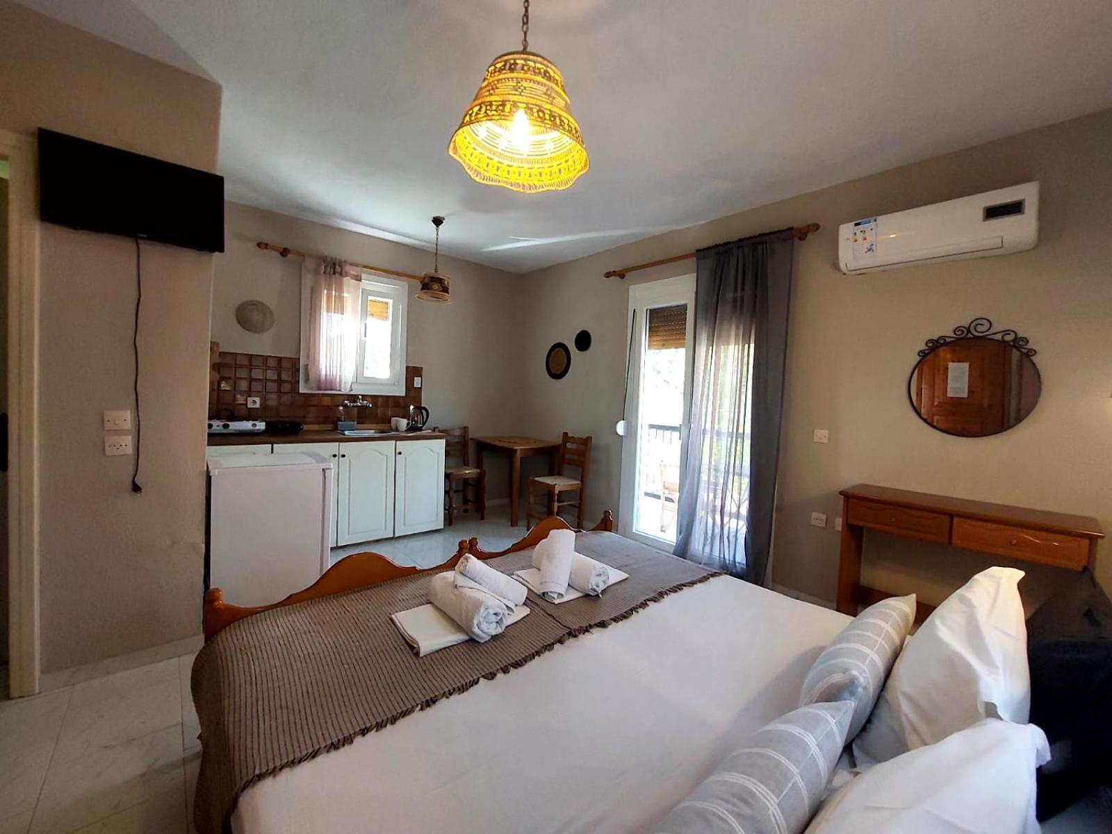 Georgia Apartments Στάφυλος Δωμάτιο φωτογραφία